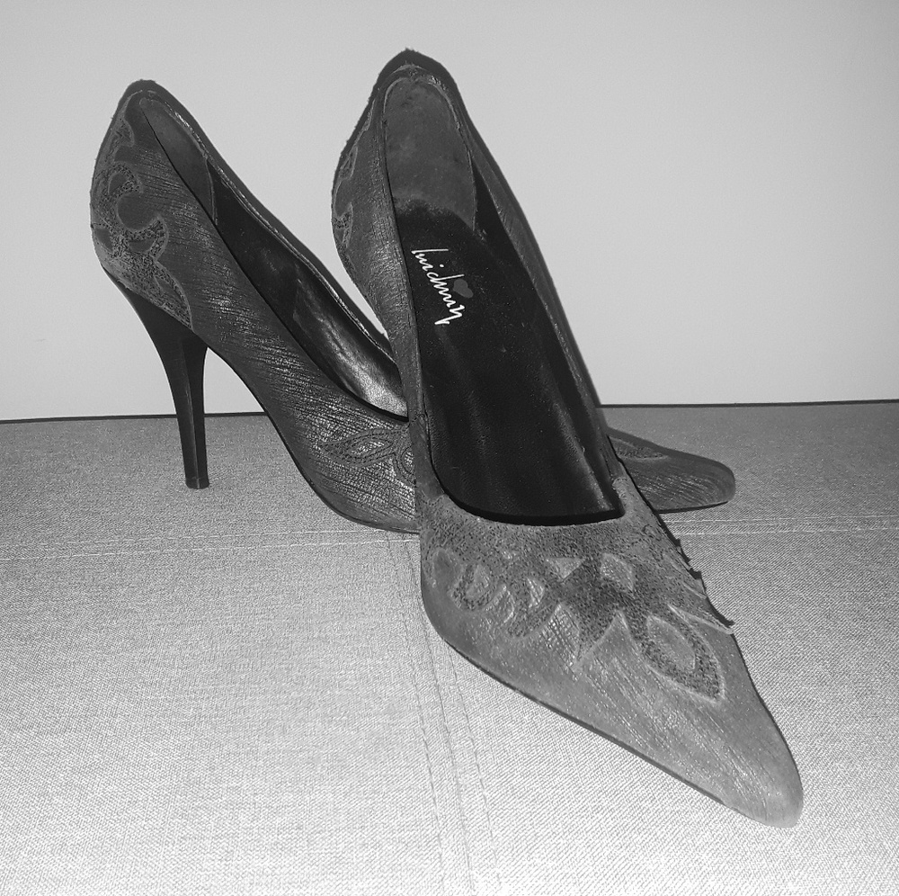 Black heels